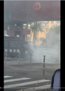 广西北海轿车冲撞政府大门  消息遭封杀