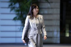 日美女大臣礼服挨酸「秀优越感」小野田纪美直球回应超呛