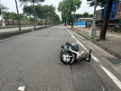 买完早餐再也回不了家!雾峰男骑车自撞路树爆头身亡