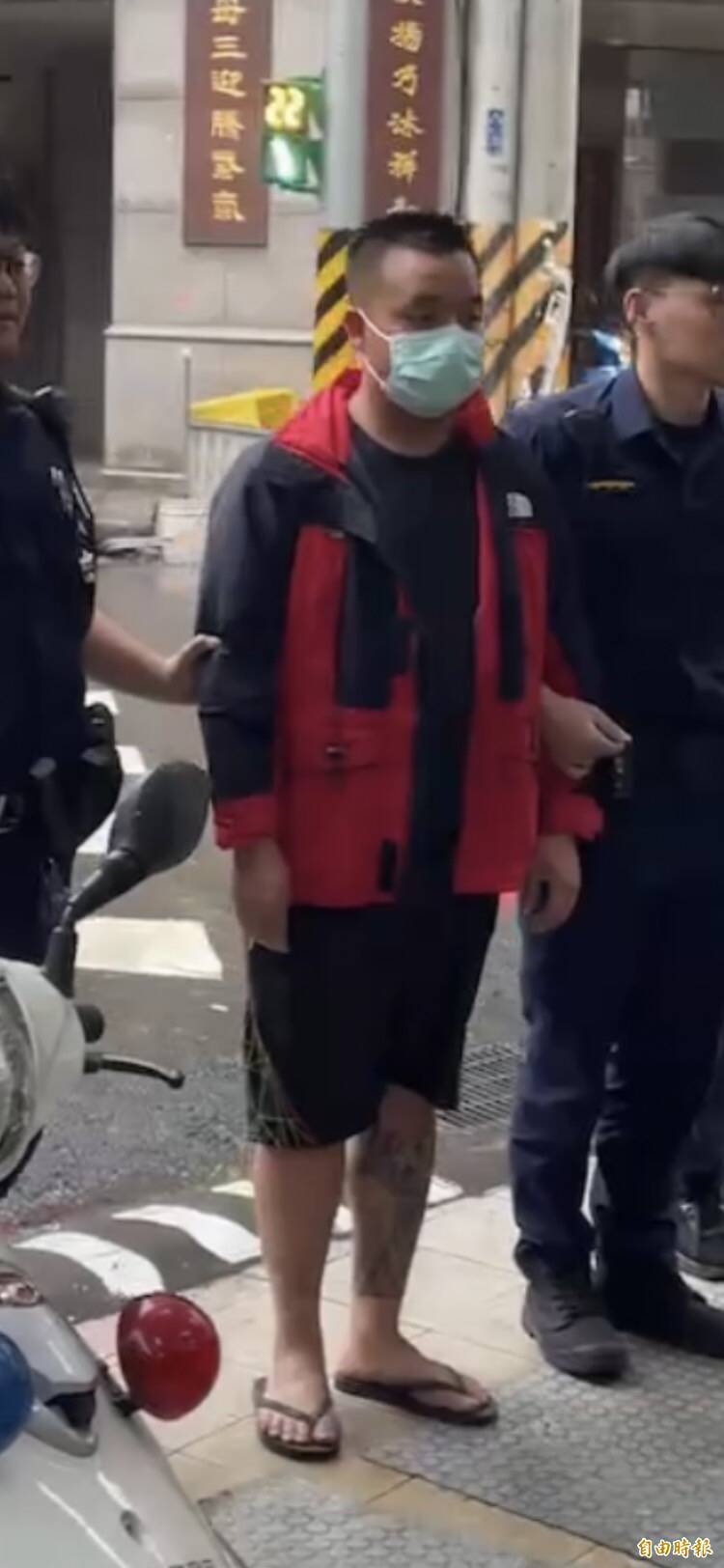 国立海大马来西亚籍陈姓留学生前年K歌无辜遭陈志鸿持刀刺死，民事庭法官判陈志鸿须赔偿陈姓留学生的母亲台币318万余元。（资料照）