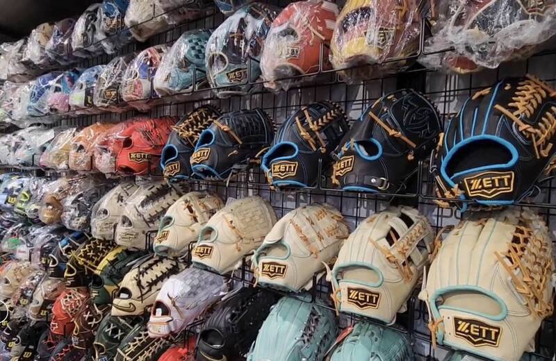 诈团盗图诓称倒闭1折出清，已有民众被骗。（图由民众提供）