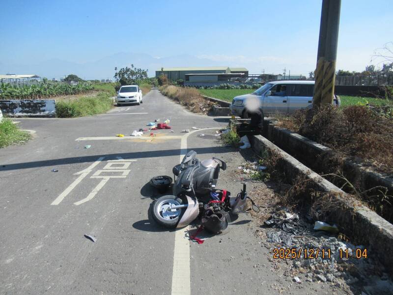 屏东启动交通大执法，最容易车祸的无号志路口一定要停等再行驶。（屏东警分局提供）