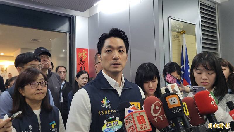 台北市长蒋万安说，恐吓在北投犯案的讯息，查到3则都是境外IP。（记者何玉华摄）