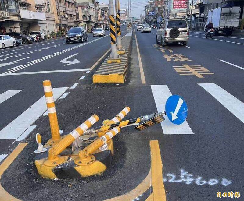 彰南路行人庇护岛日前第13度被撞，再度引发热议。（资料照）