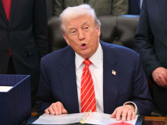 英国名导惊爆！川普7月将在联合国发表演说 承认有外星人