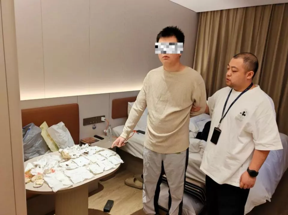 21岁男子花光学费旅游,用这些办法一路敲诈63家酒店