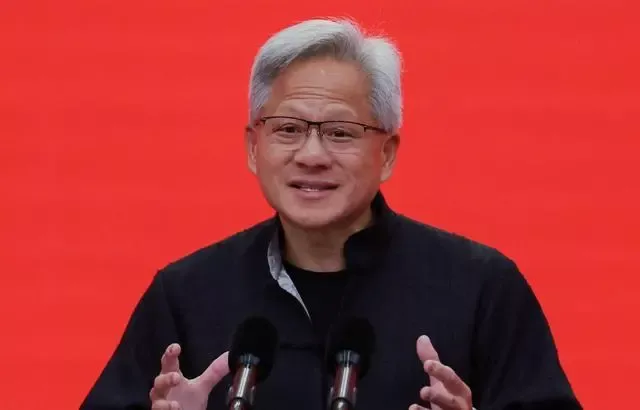 H20芯片有后门?黄仁勋刚在追单 网信办约谈英伟达