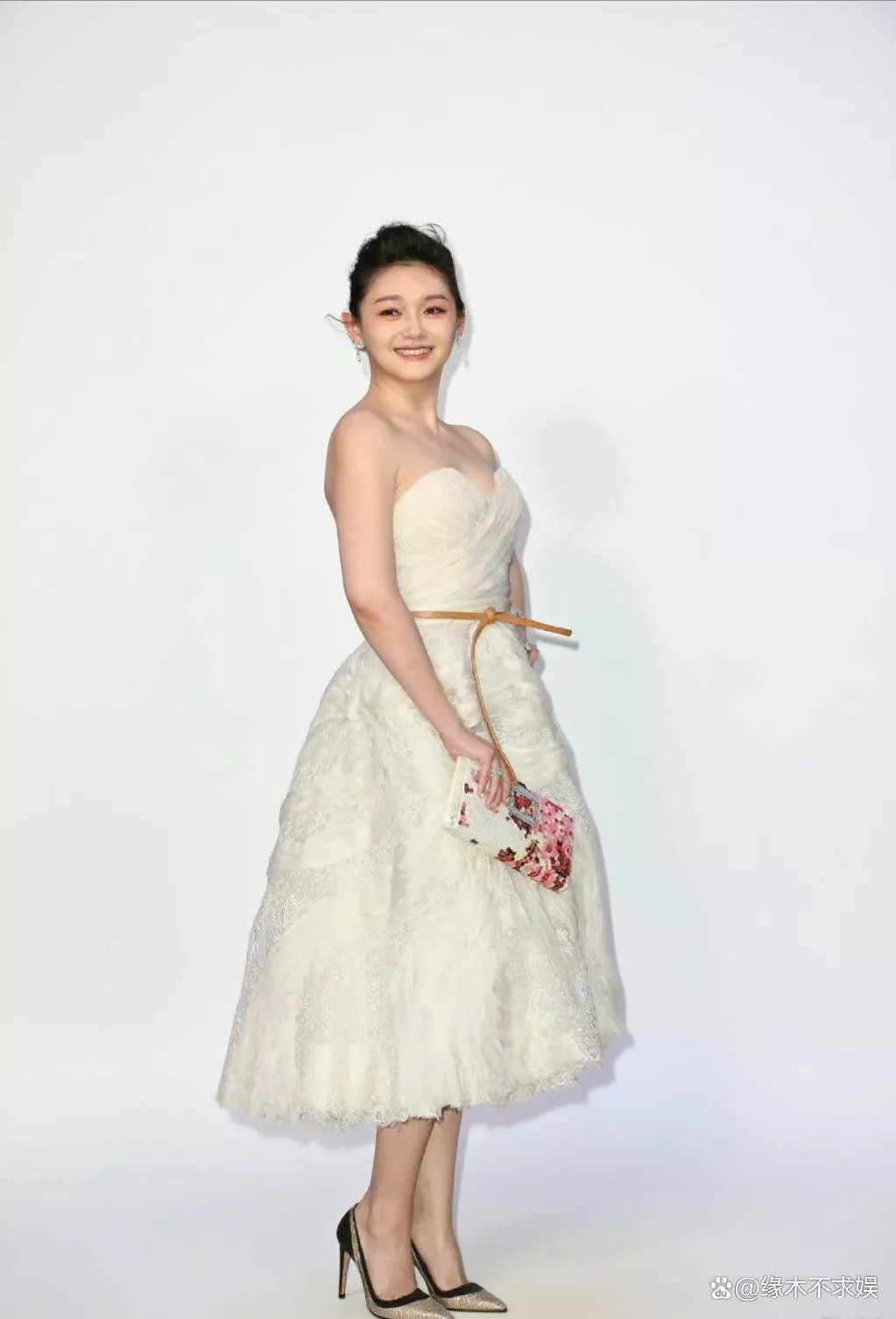 大S生前海量鞋子不知所踪，小S女儿被扒多双同款