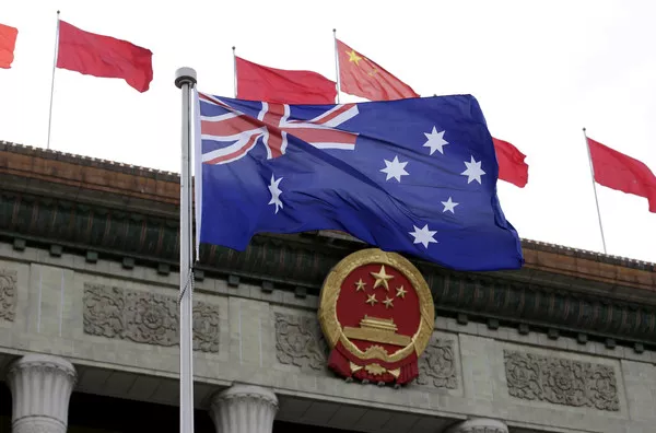 中国留学生遭澳洲未成年人围殴,重伤命危紧急送医