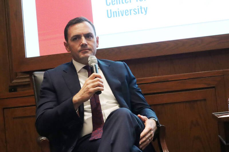 「川习会」定于30日举行。美国国会前抗中大将盖拉格27日表示,川普的即兴发挥特质,将在与习近平的互动中成为优势。(中央社) 「川习会」定于30日举行。美国国会前抗中大将盖拉格27日表示,川普的即兴发挥特质,将在与习近平的互动中成为优势。(中央社)