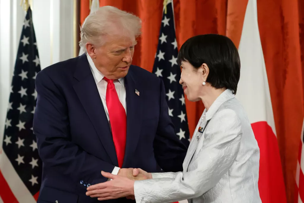 川普承诺高市“任何时候任何问题想要什么 美国都在”