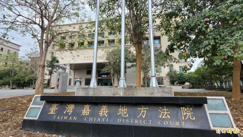 罗姓义务役男逃兵,嘉义地院依「意图长期脱免职役而离去职役」,判刑5月,得易科罚金。(资料照) 罗姓义务役男逃兵,嘉义地院依「意图长期脱免职役而离去职役」,判刑5月,得易科罚金。(资料照)