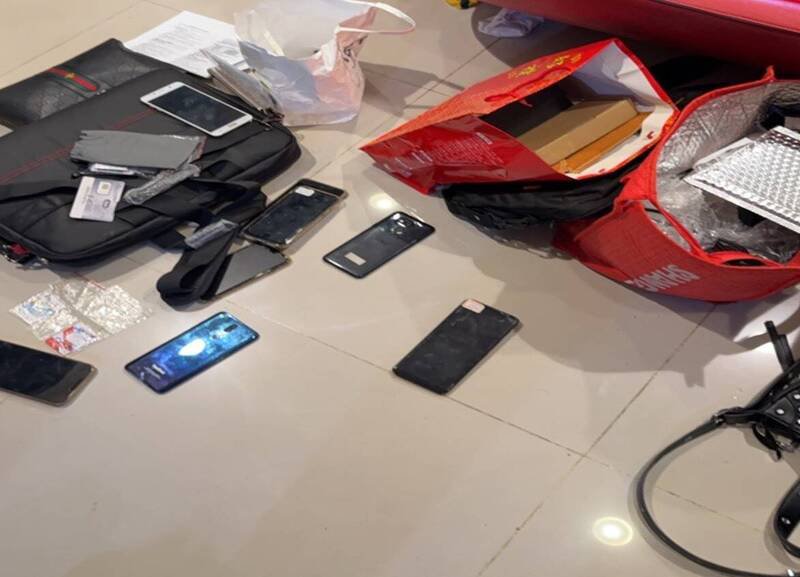 警方查扣的证物。(警方提供) 警方查扣的证物。(警方提供)
