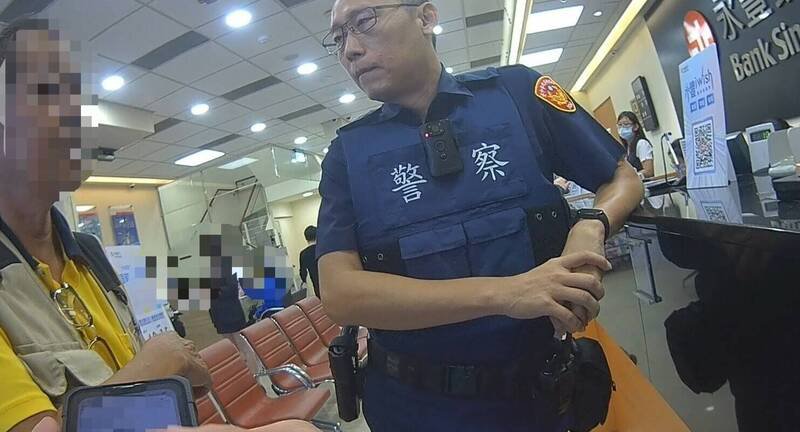 丰原警方成功阻止林男开设人头帐户。(警方提供) 丰原警方成功阻止林男开设人头帐户。(警方提供)