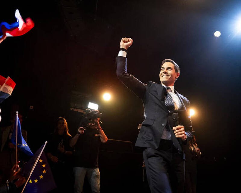 中间派「民主六六党」(D66)已公开出柜的党魁耶滕(Rob Jetten),有望成为荷兰史上最年轻且首位的同性恋总理。(欧新社) 中间派「民主六六党」(D66)已公开出柜的党魁耶滕(Rob Jetten),有望成为荷兰史上最年轻且首位的同性恋总理。(欧新社)