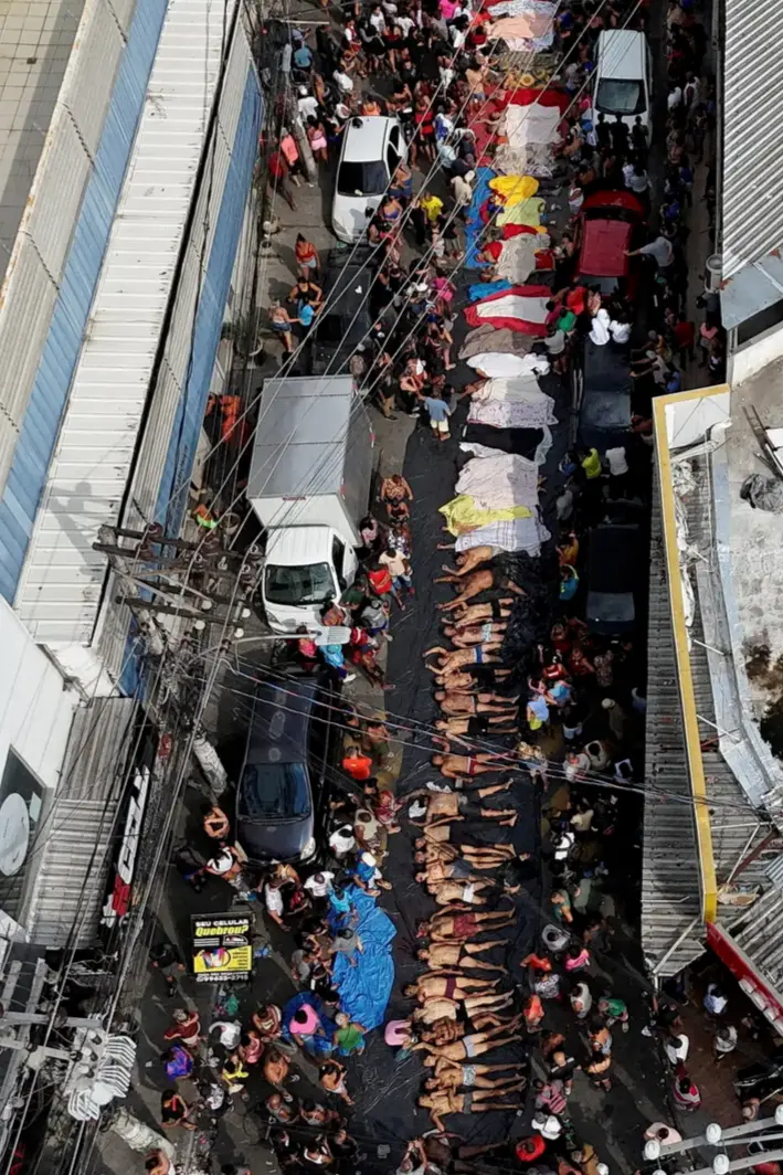 巴西最致命反毒行动:2500名警察围剿,121人死亡