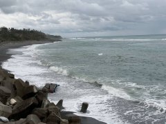 台东金樽渔港胶筏翻覆 船长落海送医不治