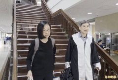 晶华滚床案乌龙 张淑娟状告周玉蔻求偿2千万 周:我有查证