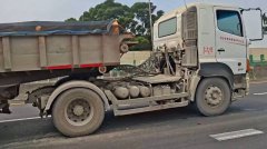 台64西向八里段3车连撞 1驾驶受伤送医