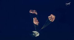 回家了！NASA阿提米丝2号溅落太平洋 半世纪首趟奔月任务完成