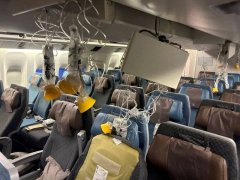 0.6秒瞬间失重！新航乱流事故1死79伤 最终调查报告出炉