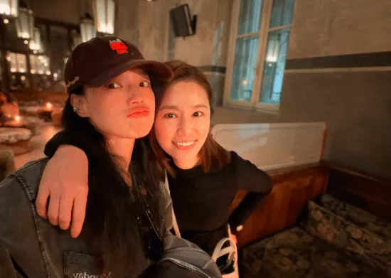 两大"上古美女"惊喜同框！林心如晒新照状态极佳