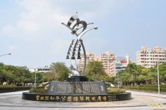 离谱！高雄5岁童公园遭陌生人喂保力达  阿嬷喝止嫌犯逃逸