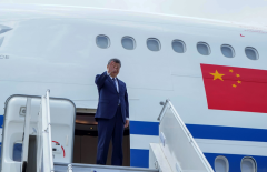 不适还是不爽？习近平访印脸色超难看 传遭「冷落」画面疯传！