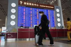 中共管制出入境！王丹痛批：暴露统治危机与自信流失